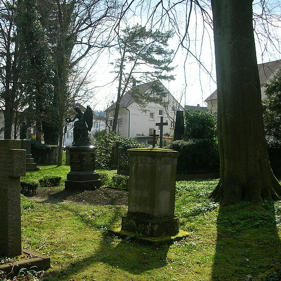 Grabsteine_Alter_Friedhof_Schorndorf.jpg 